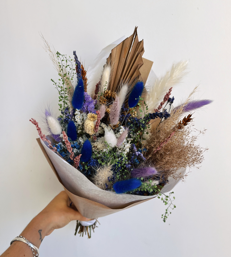 Bouquet de fleurs séchées bleu, lila, beige