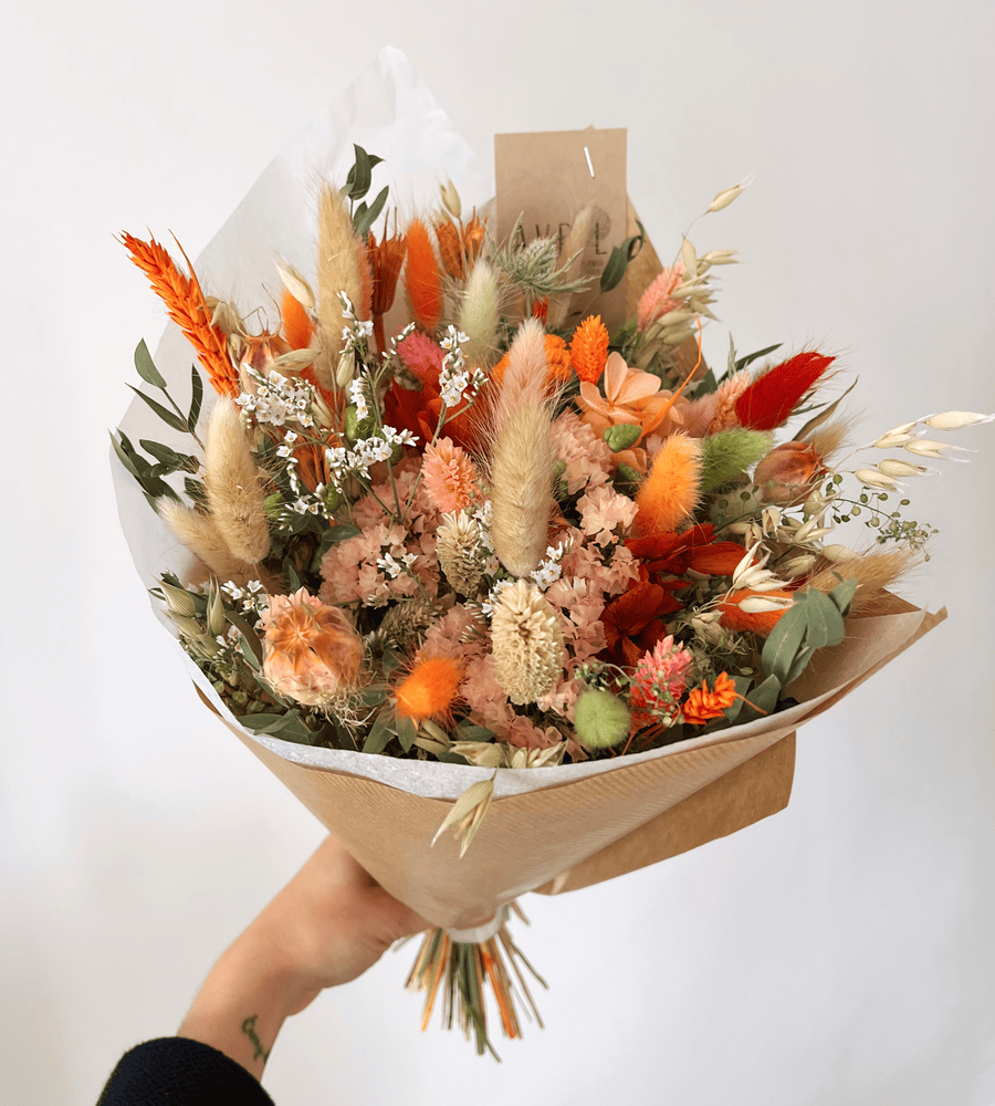 Bouquet de fleurs séchées tons orangés