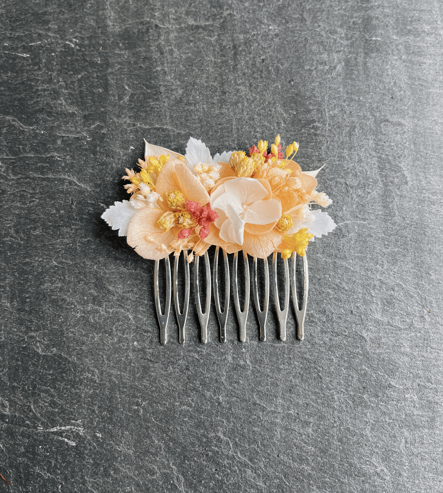 Peigne fleurs séchées jaune saumon et rose